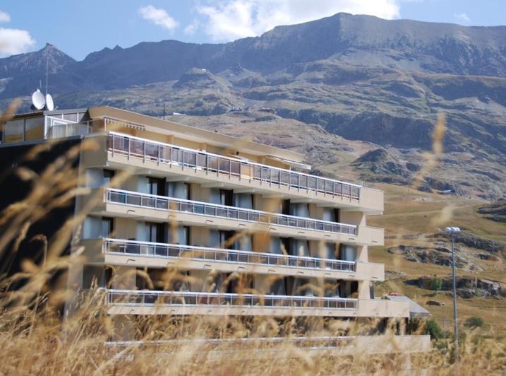 Hotel Le Dome Alpe d'Huez Eksteriør bilde