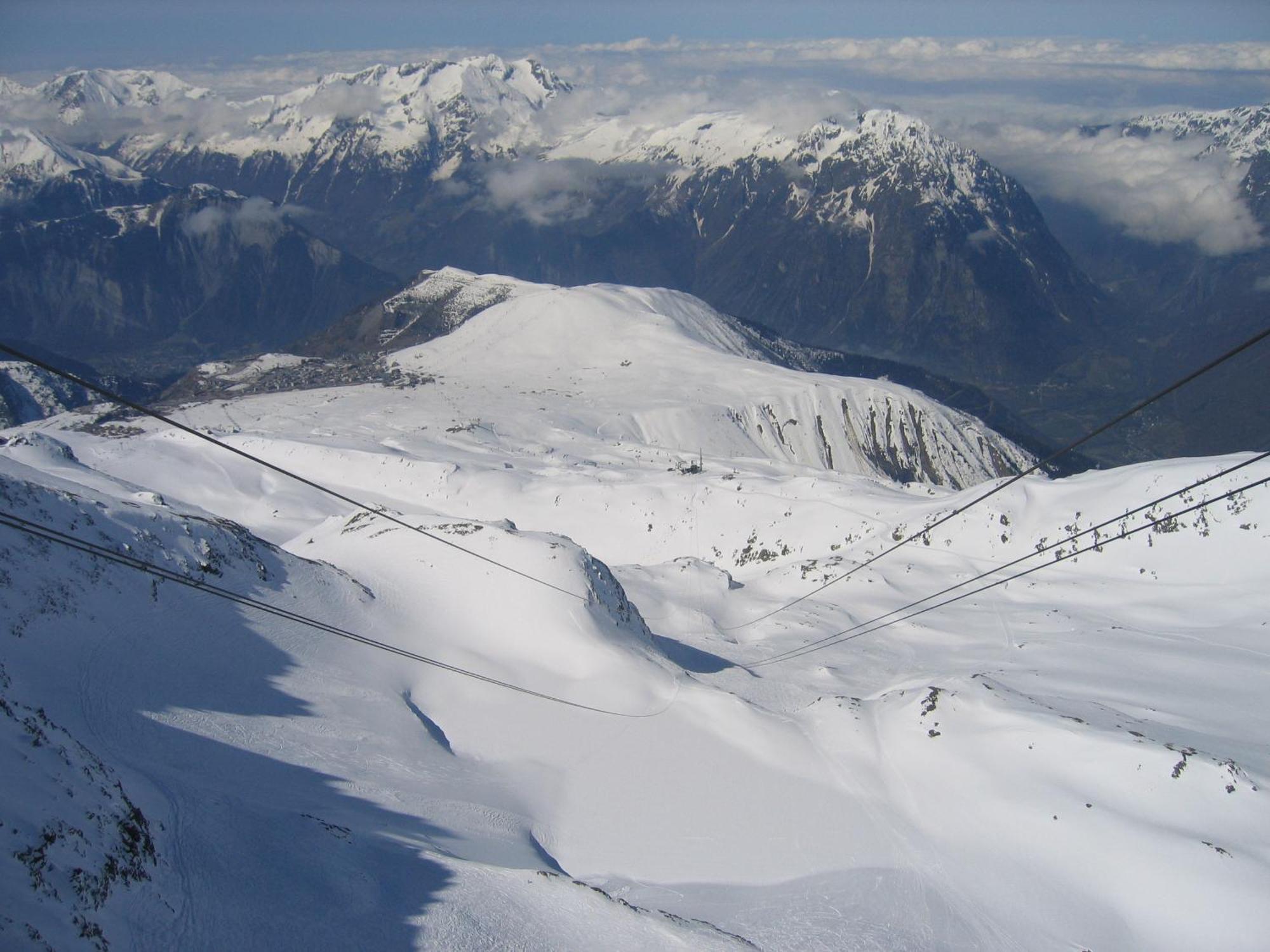 Hotel Le Dome Alpe d'Huez Eksteriør bilde